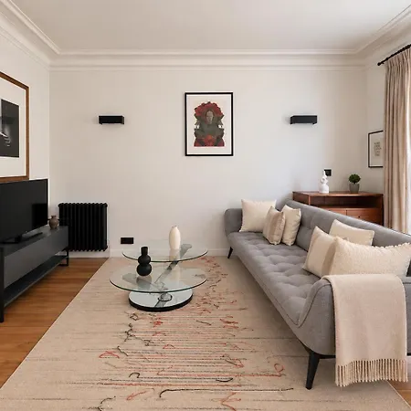 Apartment 2 Pieces A Montmartre Paris